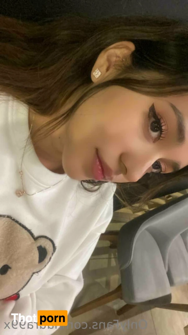 Laura💕😻 12585974