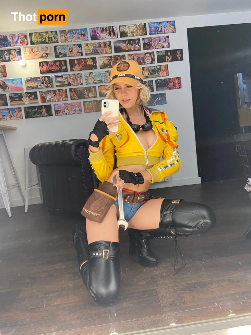 Layana Devis 🇺🇦 15630886