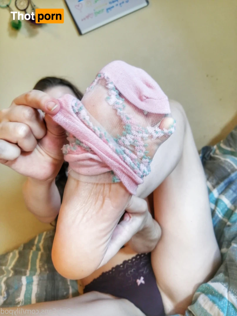 Lilypod 💙's FEET! 👣 15581296