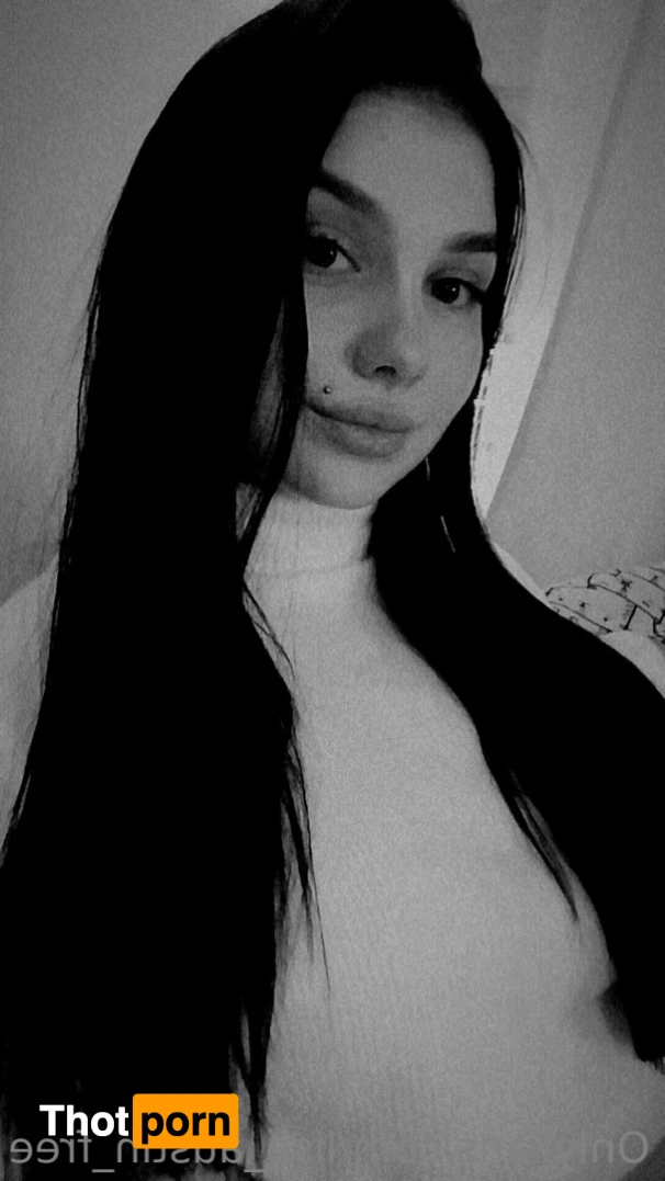 Lisa Austin 12587583