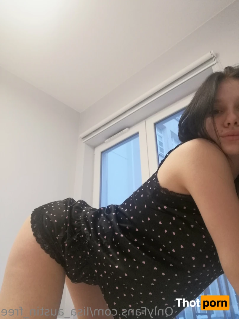 Lisa Austin 12602538