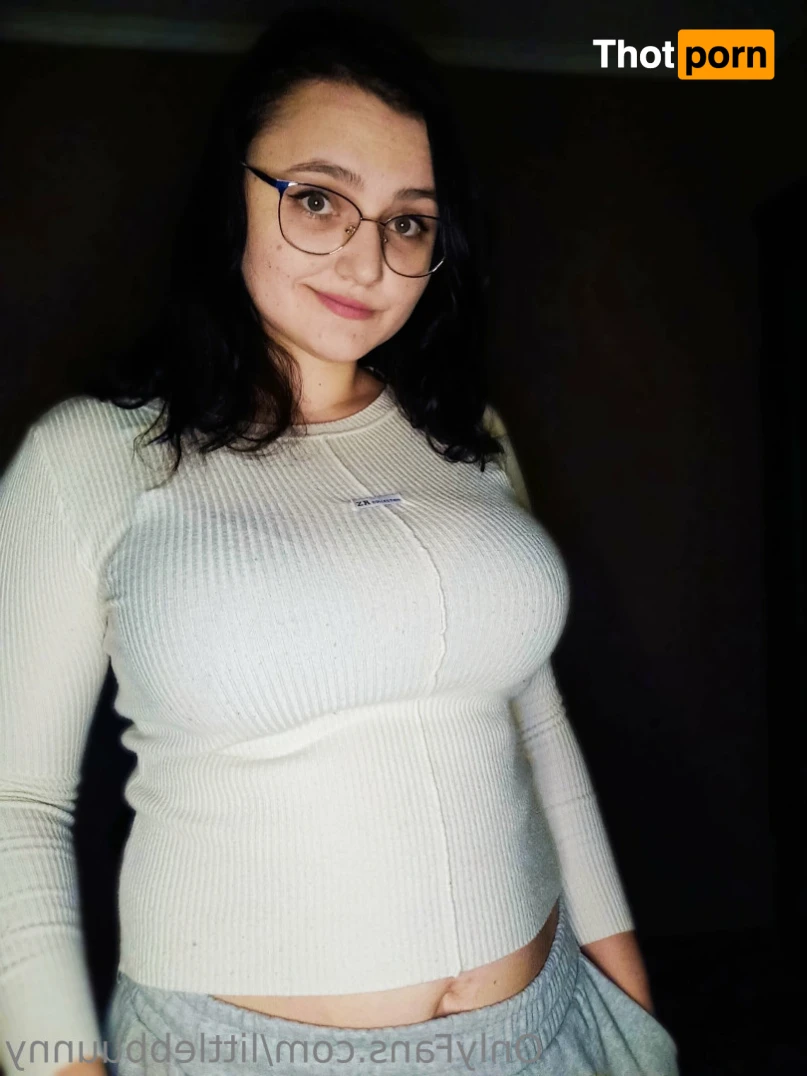 LittleBunny 13765383