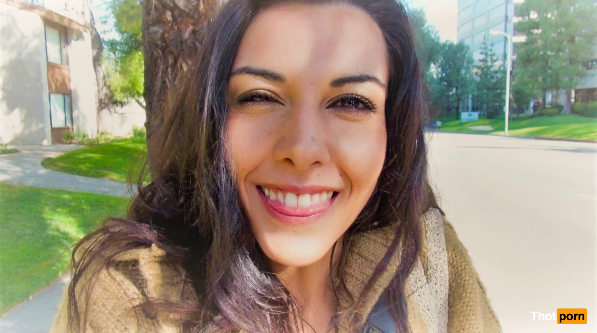 Lou Charmelle FREE 14264305