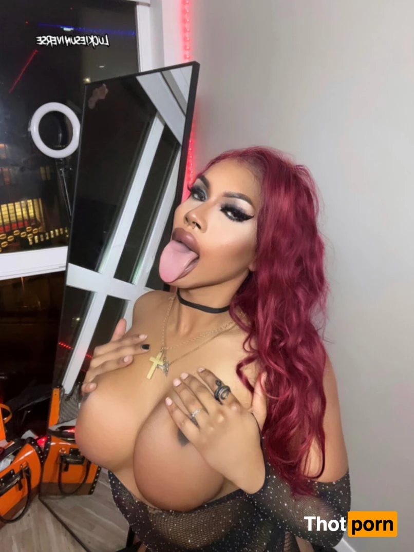 FemDom Goddess 😈 14205386