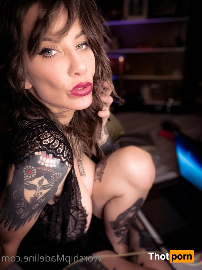 Maîtresse Madeline Marlowe 16205649