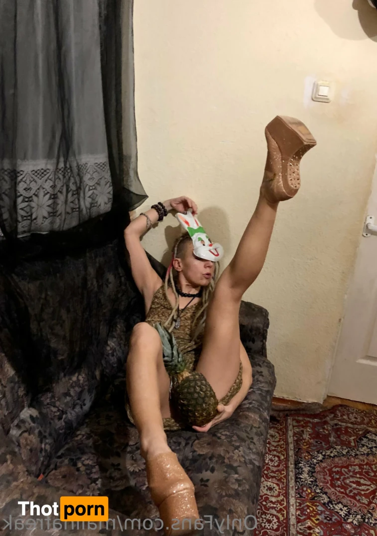 Viktoriya Malina 16469880