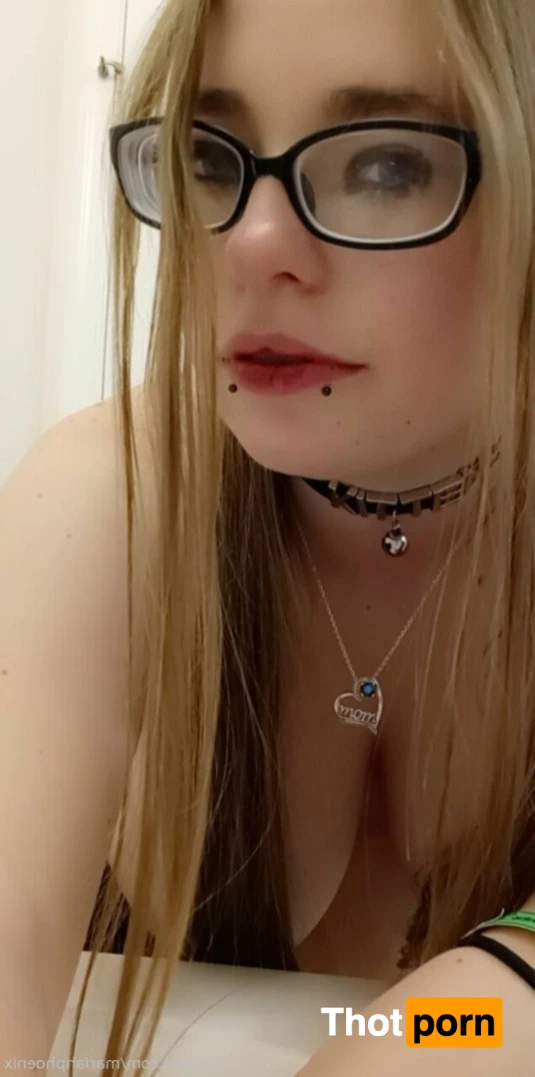 mariahphoenix 13156463