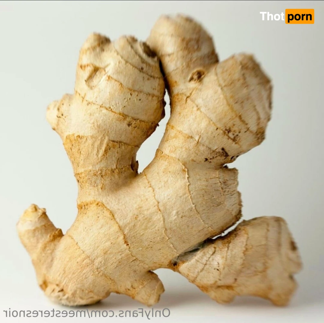 MistressNoir 12212143