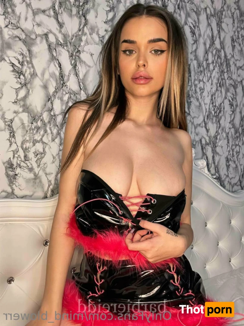 Mommy Blows 13932720