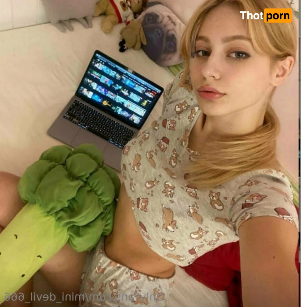 Mini_devil_666 15381802