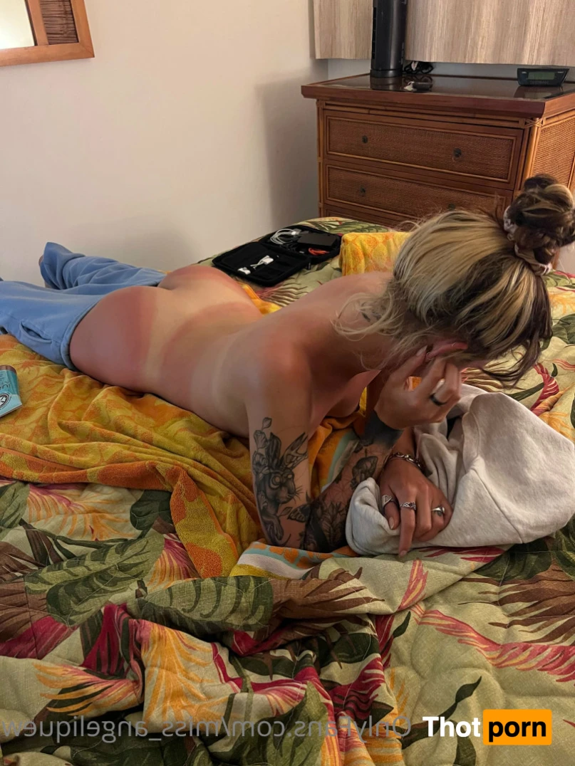 Miss Angelique W 12642246