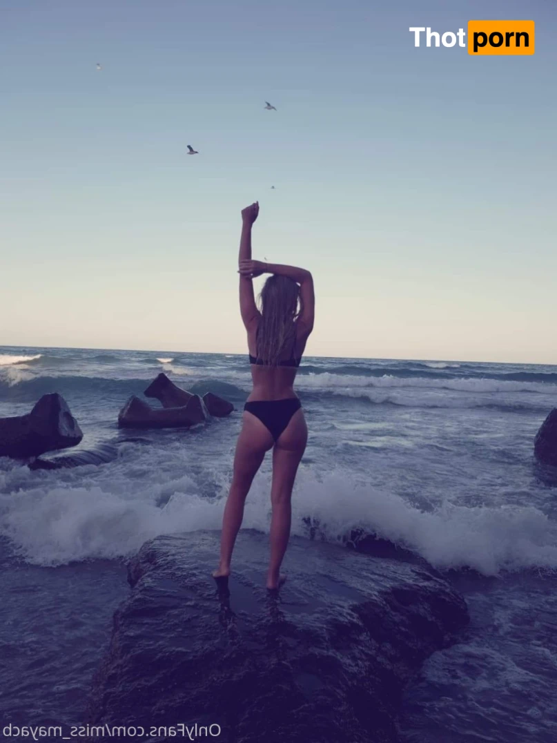 ✨ Maya ✨ 13003609