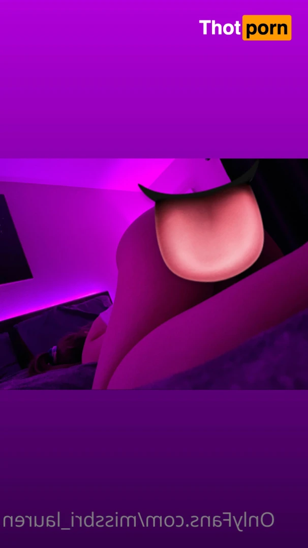 MissBriLauren 11390643