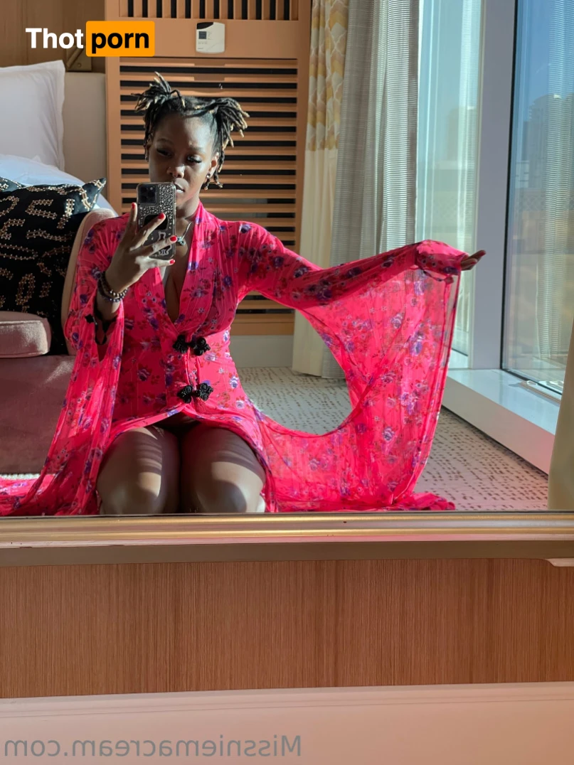 𝓐𝓷𝓪𝓵 𝓠𝓾𝓮𝓮𝓷 14059305