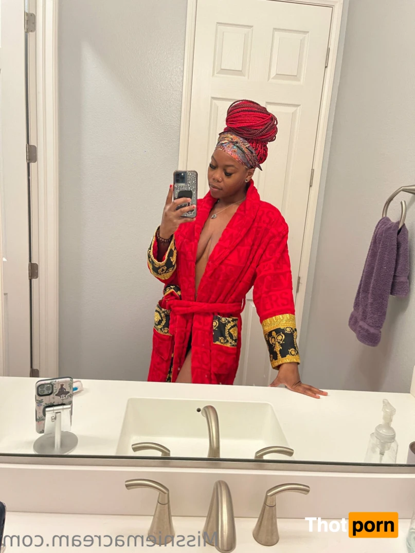 𝓐𝓷𝓪𝓵 𝓠𝓾𝓮𝓮𝓷 14062656