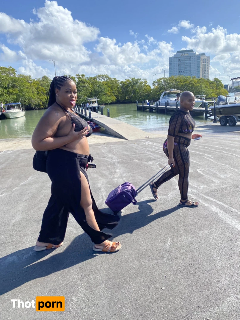 𝓐𝓷𝓪𝓵 𝓠𝓾𝓮𝓮𝓷 14063252