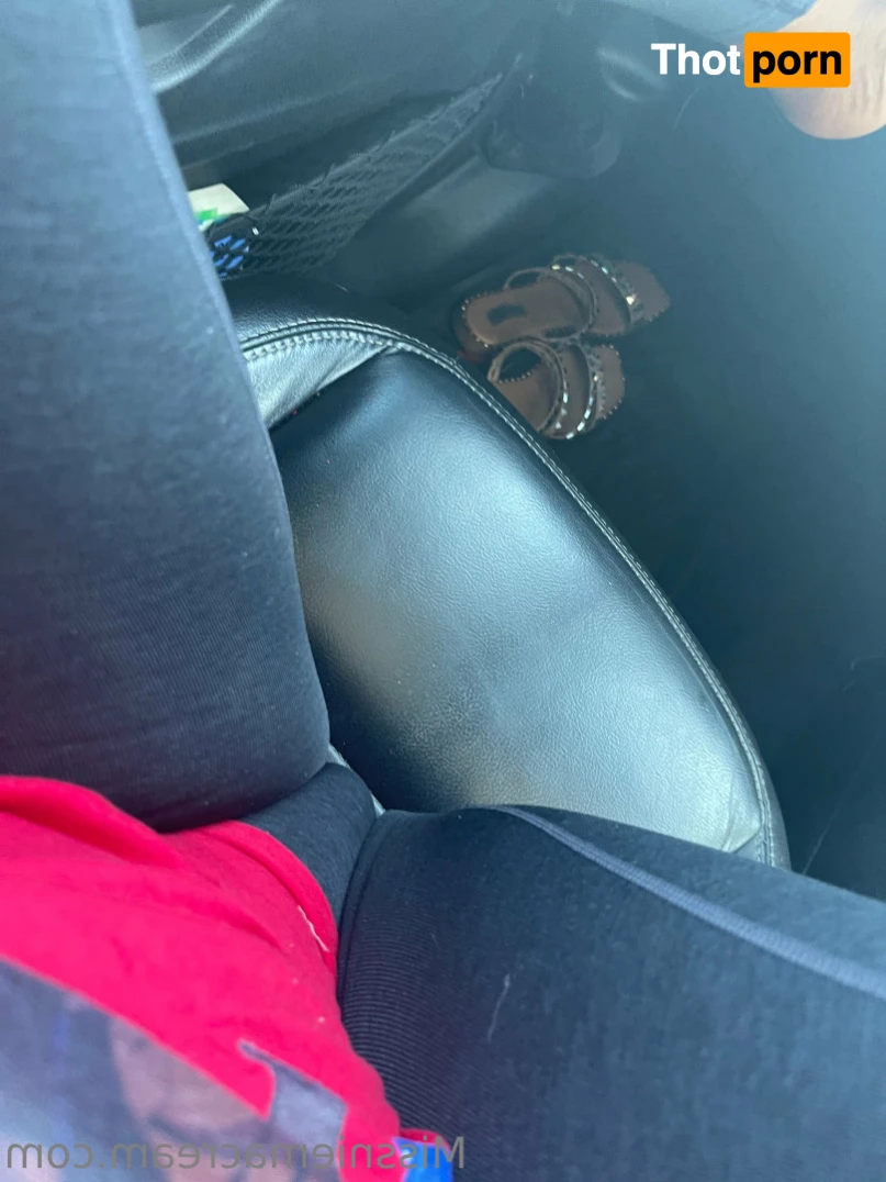 𝓐𝓷𝓪𝓵 𝓠𝓾𝓮𝓮𝓷 14064550