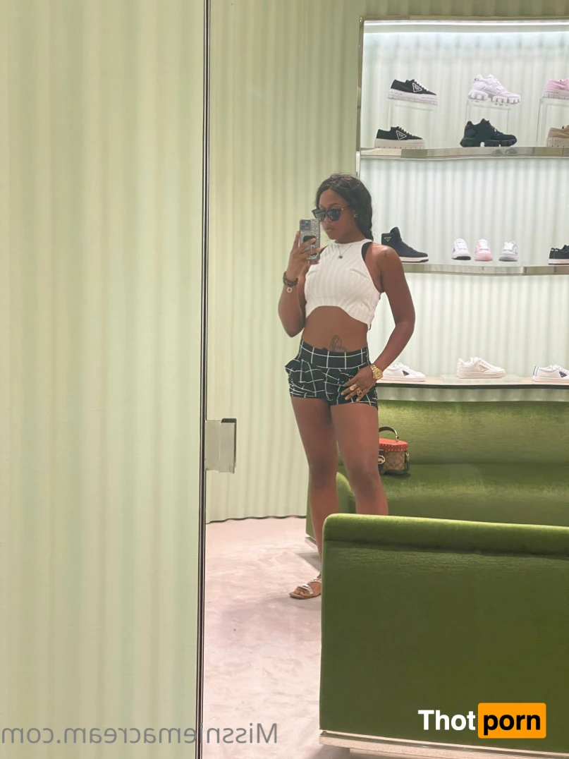 𝓐𝓷𝓪𝓵 𝓠𝓾𝓮𝓮𝓷 14066397