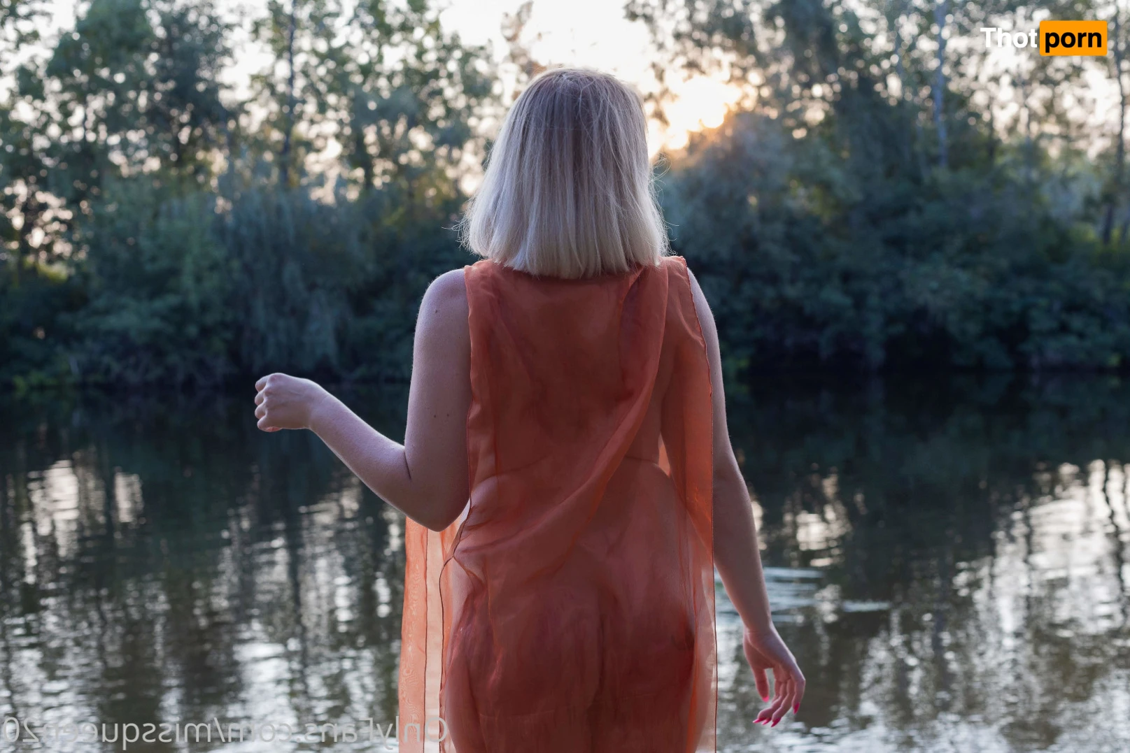 missqueen20 16456472