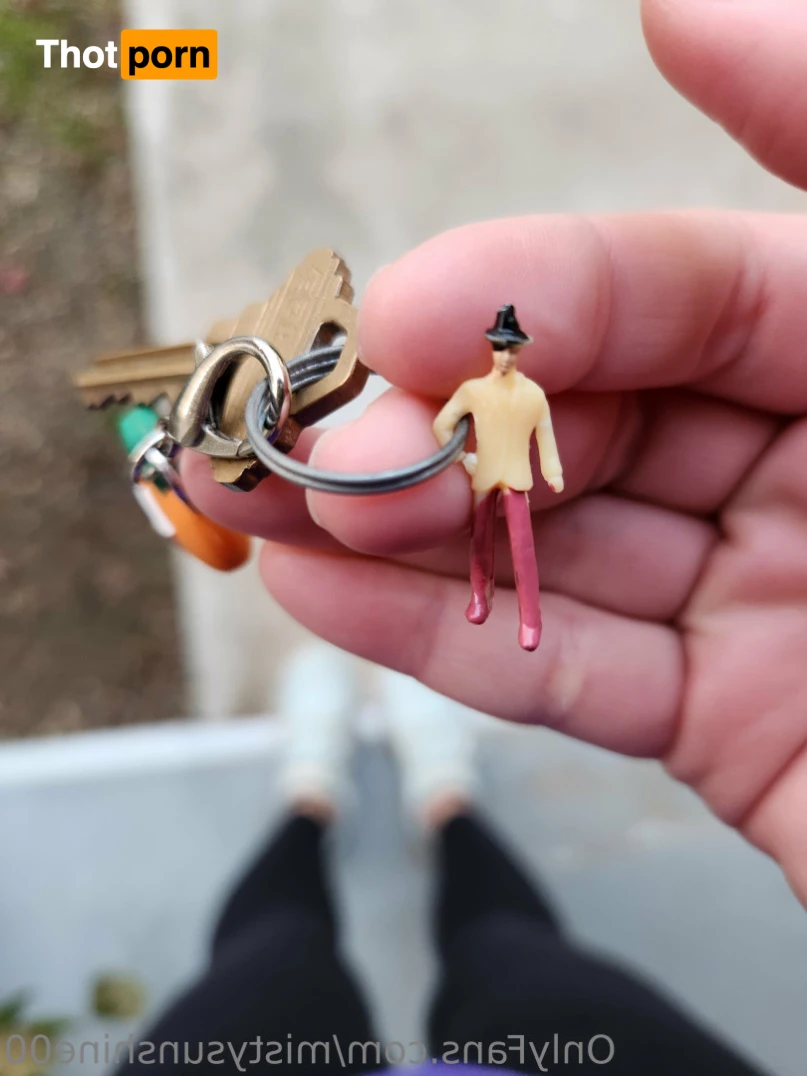 Giantess Misty 15992349