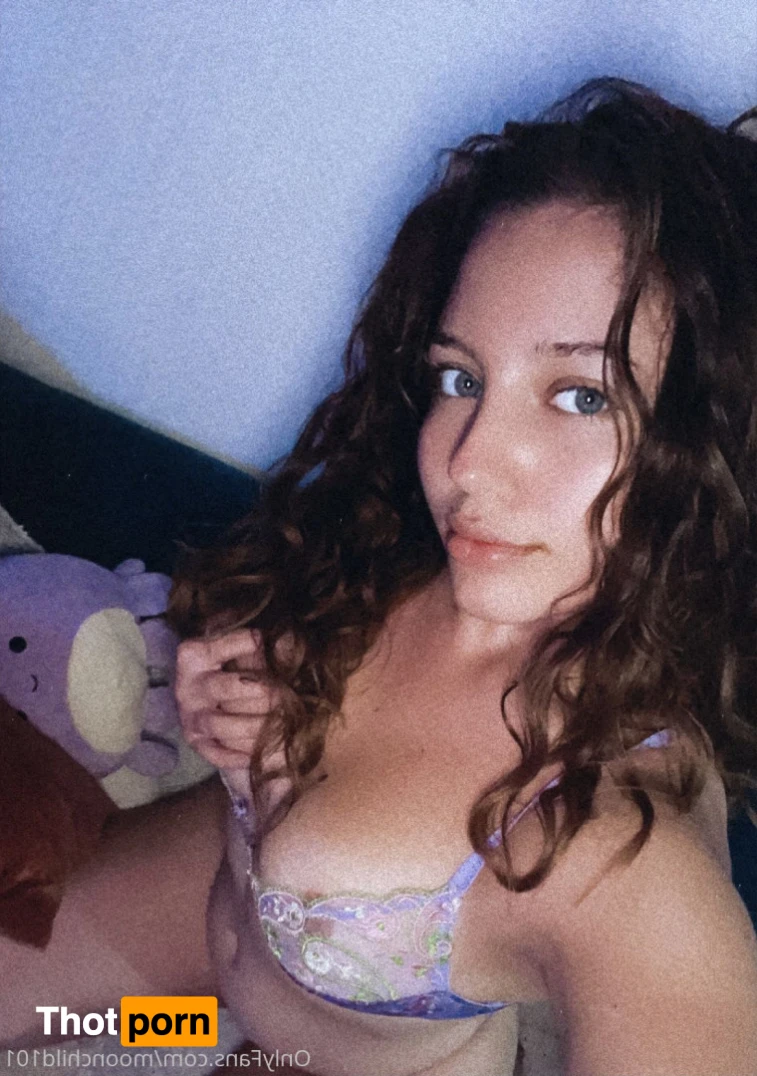 🌙moonchild🌙 12763940