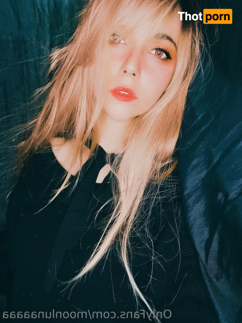 𝐋🌙𝐍𝐀 10990783