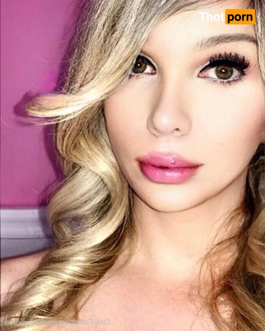 Kelly Pierce 15873779