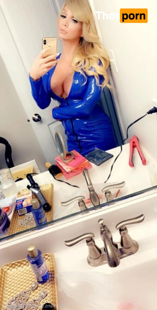 Kelly Pierce 15878149