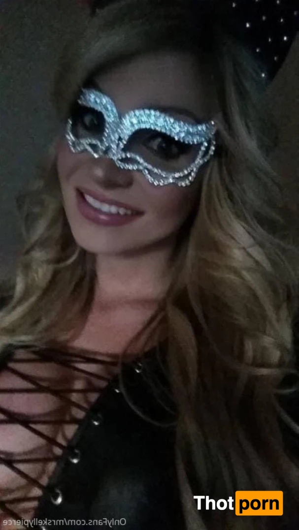 Kelly Pierce 15928489