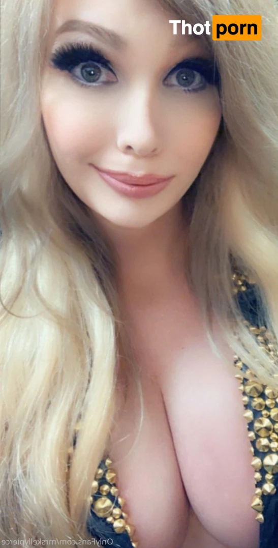 Kelly Pierce 15940819