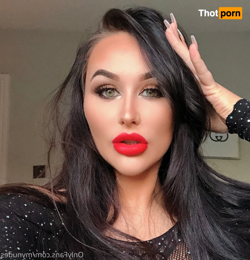 Findom Queen 👸🏻 14878947