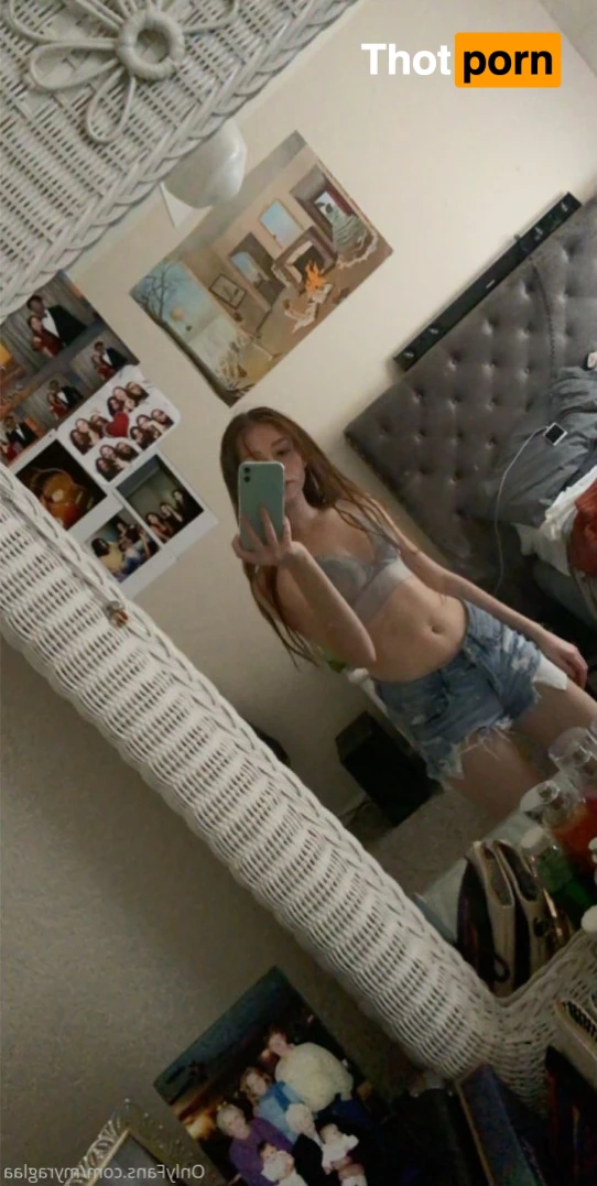 Princess Myra🍯 13023016