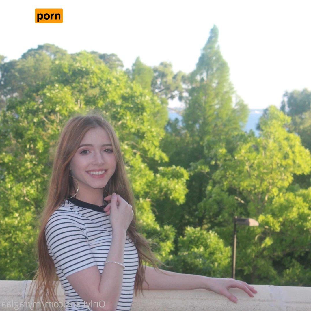 Princess Myra🍯 13087545