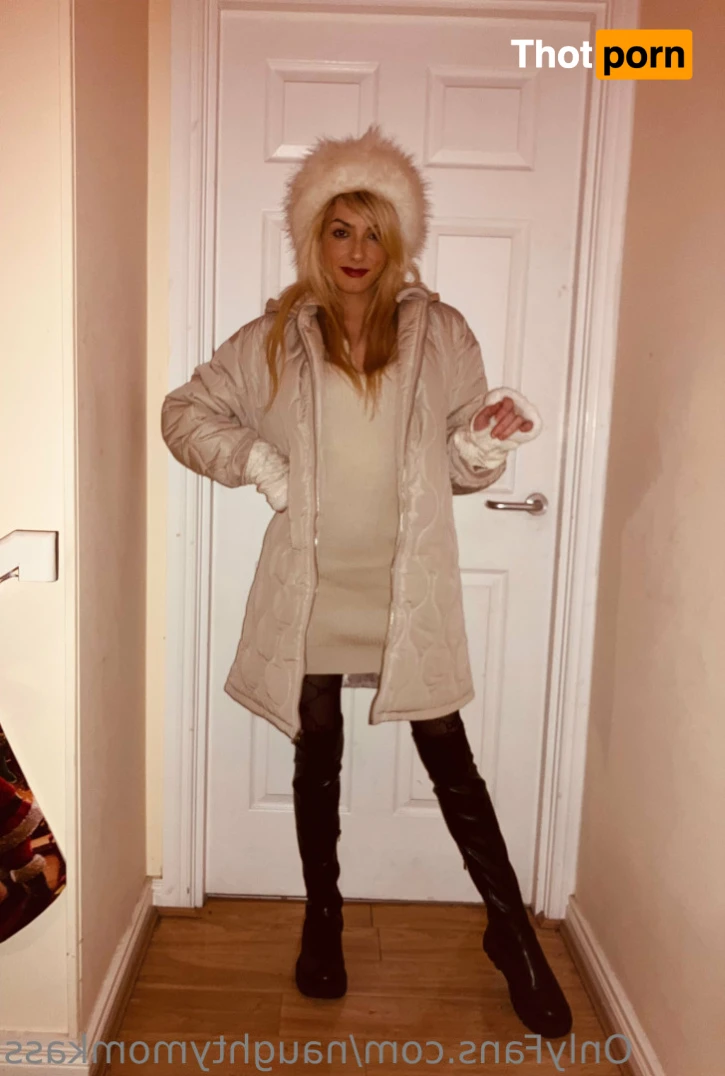 Naughty Mom Kassandra 👄 11728476