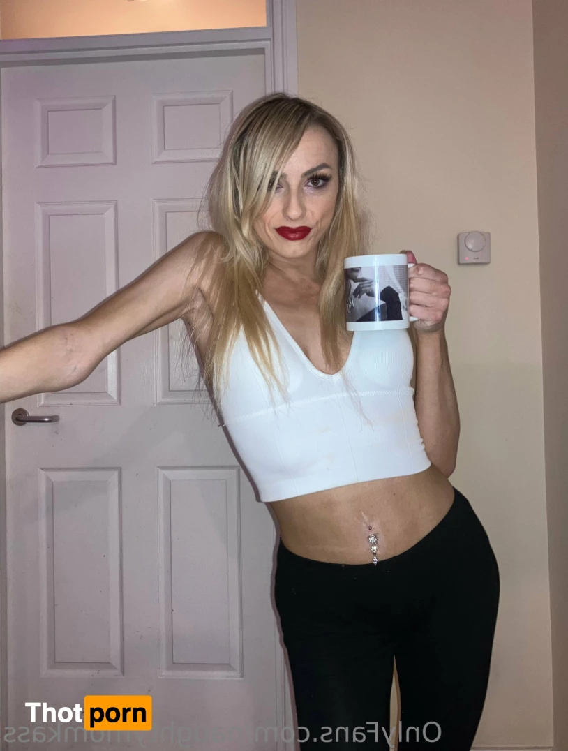 Naughty Mom Kassandra 👄 11753802