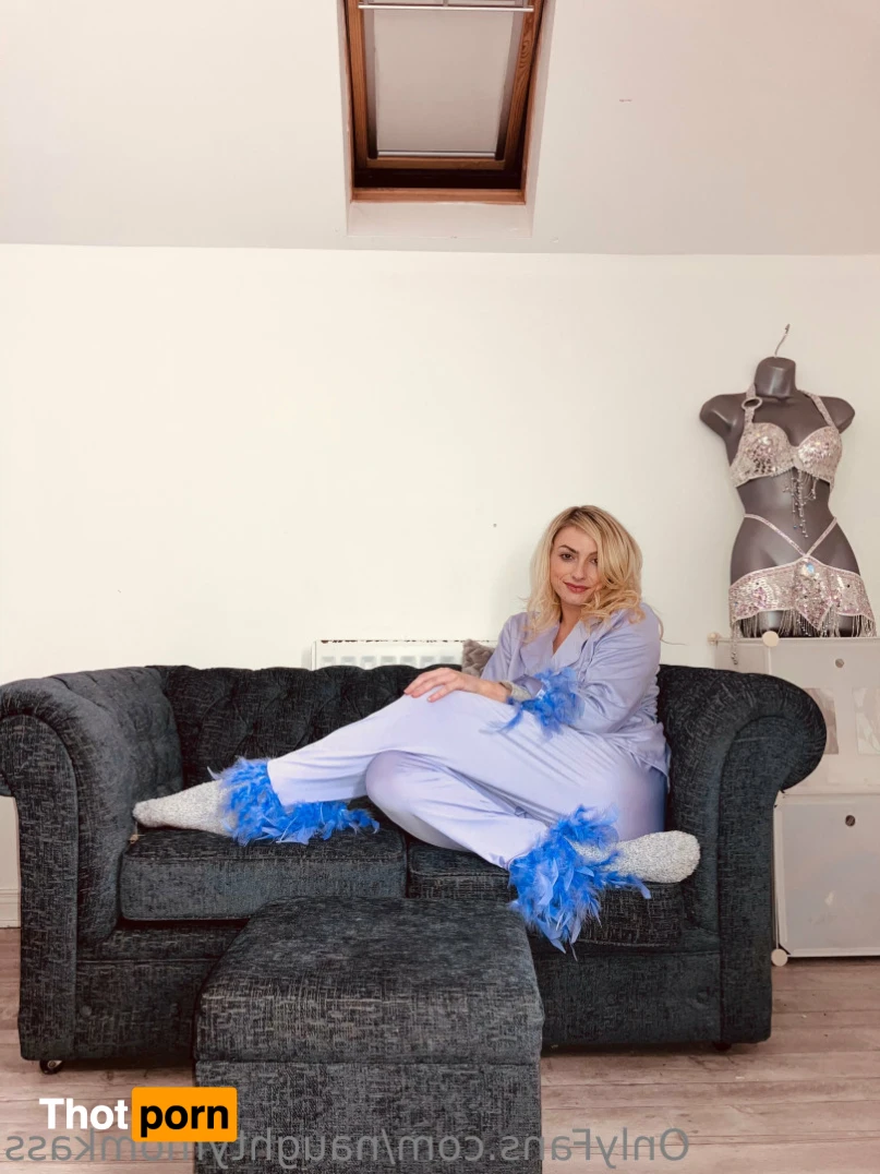 Naughty Mom Kassandra 👄 11756626