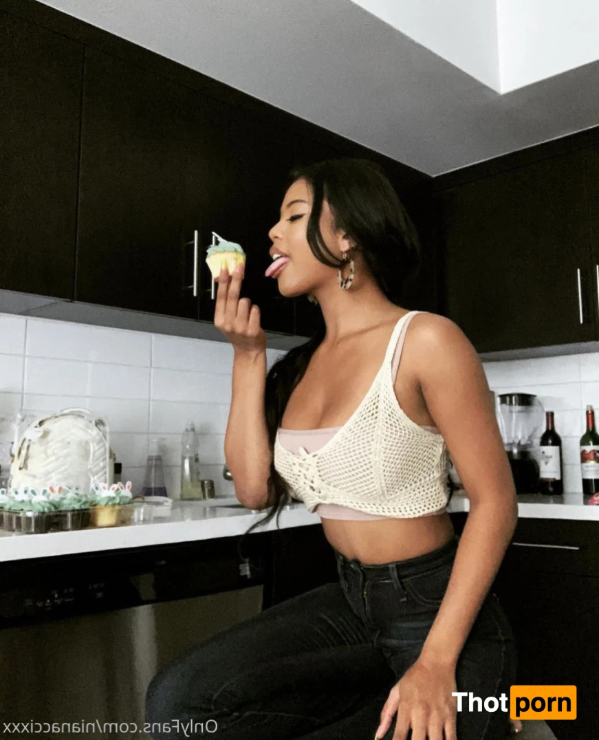 nianaccixxx 14483419