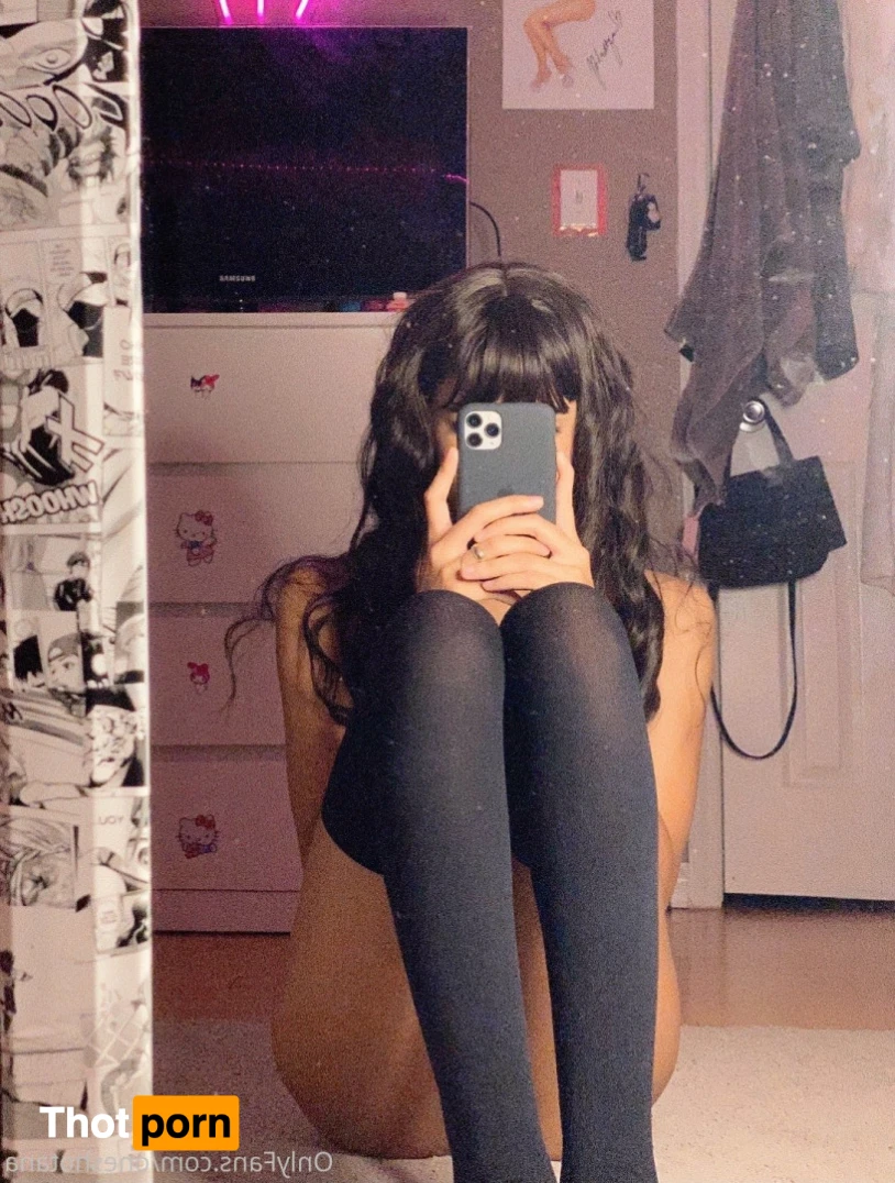 𝕬𝖓𝖆 16409235