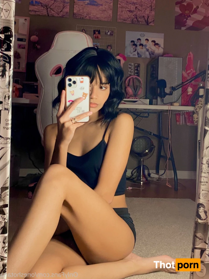 𝕬𝖓𝖆 16442669