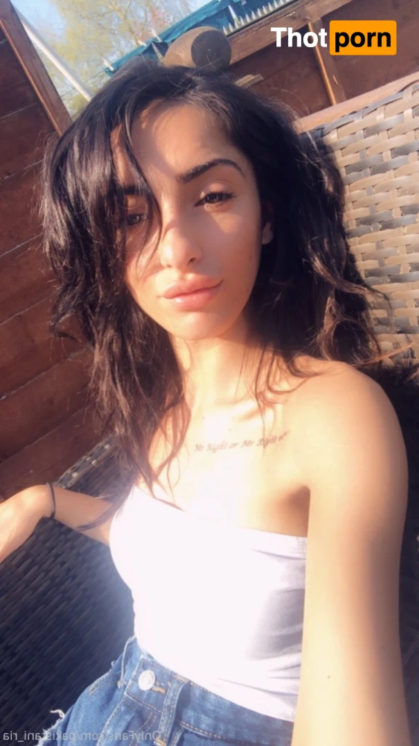 Pakistani_Ria 16537497