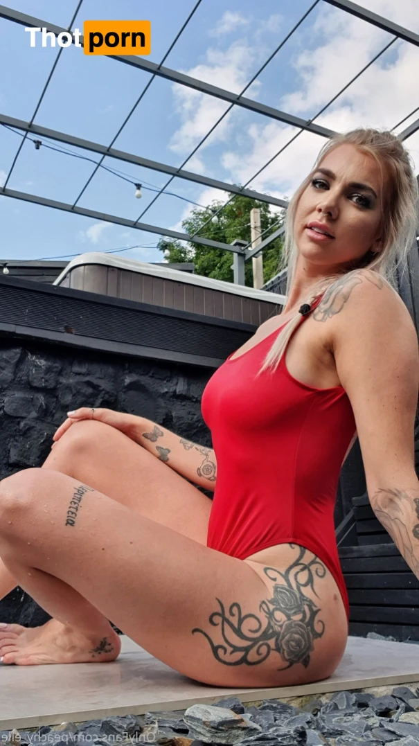 𝘈𝘯𝘢𝘐 𝘘𝘶𝘦𝘦𝘯 🍑 16371277