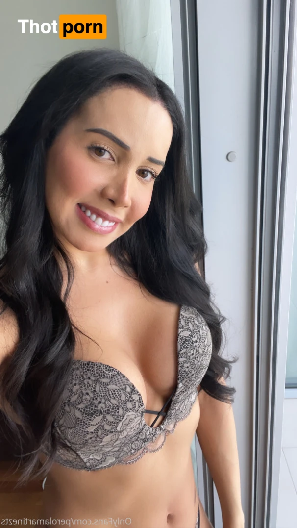 Pérola Martínez 12426466