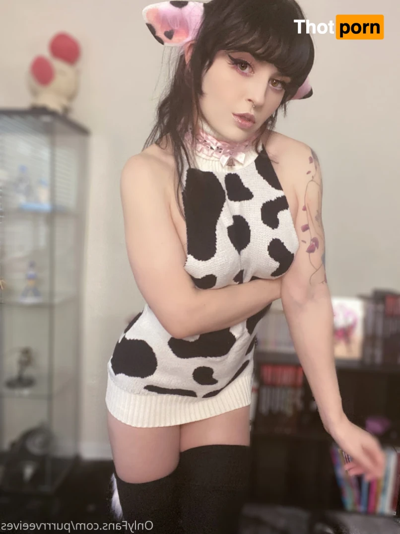 Victoria Ives 15335257