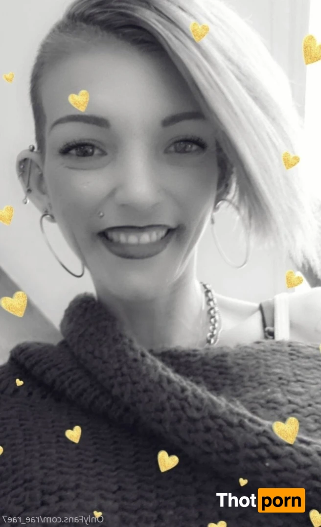 A Beautiful Mess 15663932