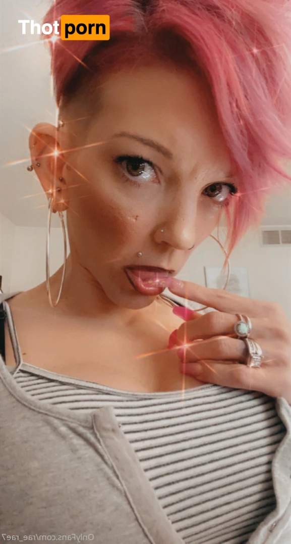 A Beautiful Mess 15689125