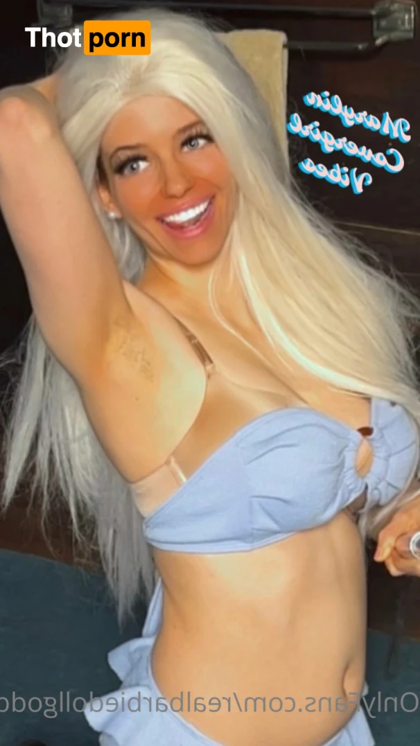 Barbie Doll 15799114