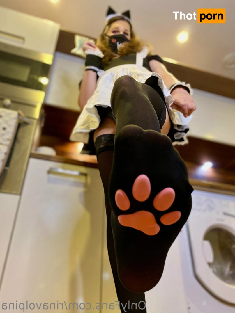 Rina Volpina 12433158