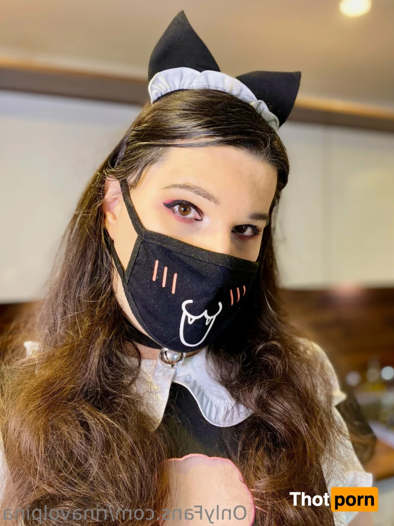 Rina Volpina 12449528