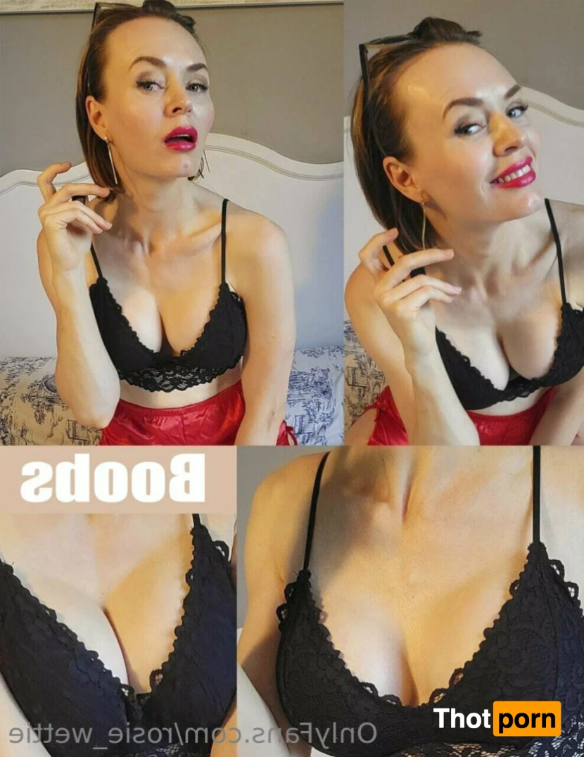 Wet pussy Rosie 🍌 11423110