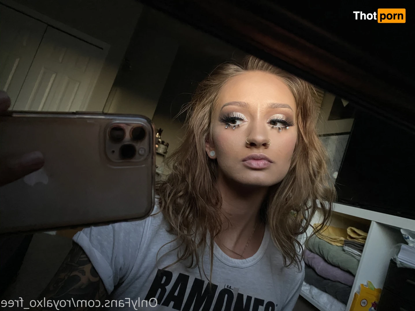 royalxo_free 14401110